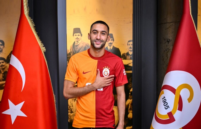 Hakim Ziyech signe officiellement au Galatasaray